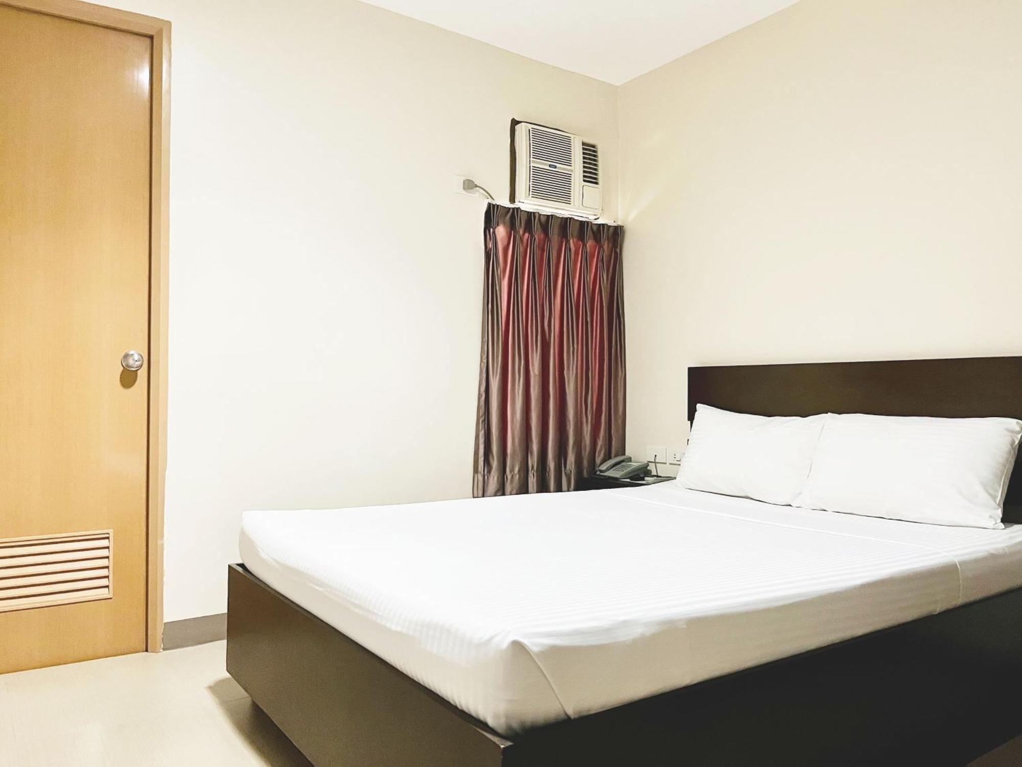 Emerald Suites Cdo Cagayan de Oro Ruang foto