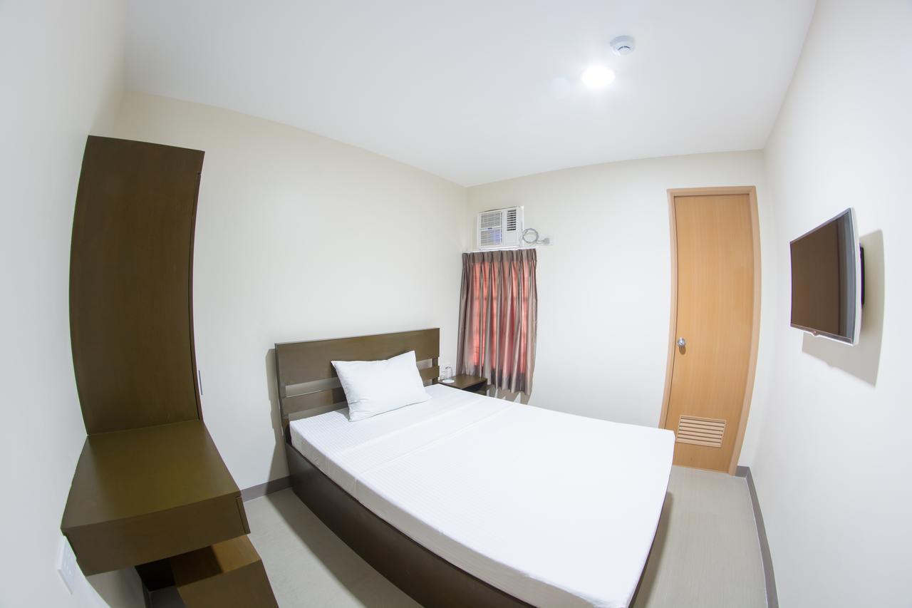 Emerald Suites Cdo Cagayan de Oro Ruang foto